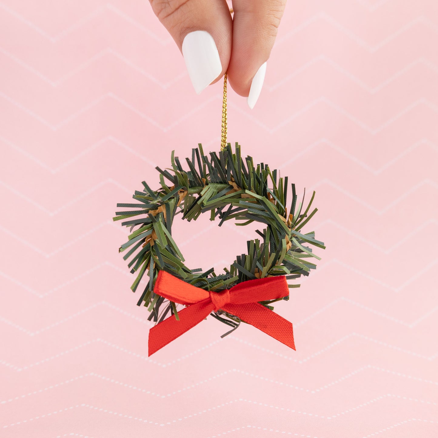 Crate Paper Mittens & Mistletoe Wreaths 4/Pkg