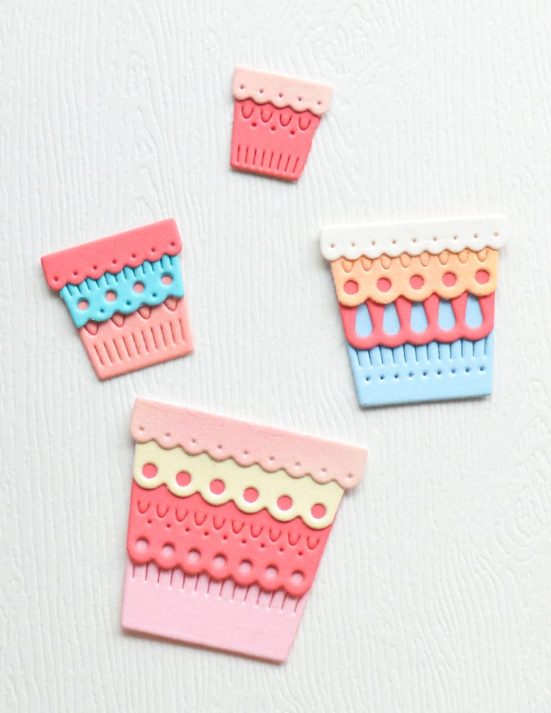 Poppystamps 2782 Nordic Scalloped Flower Pots