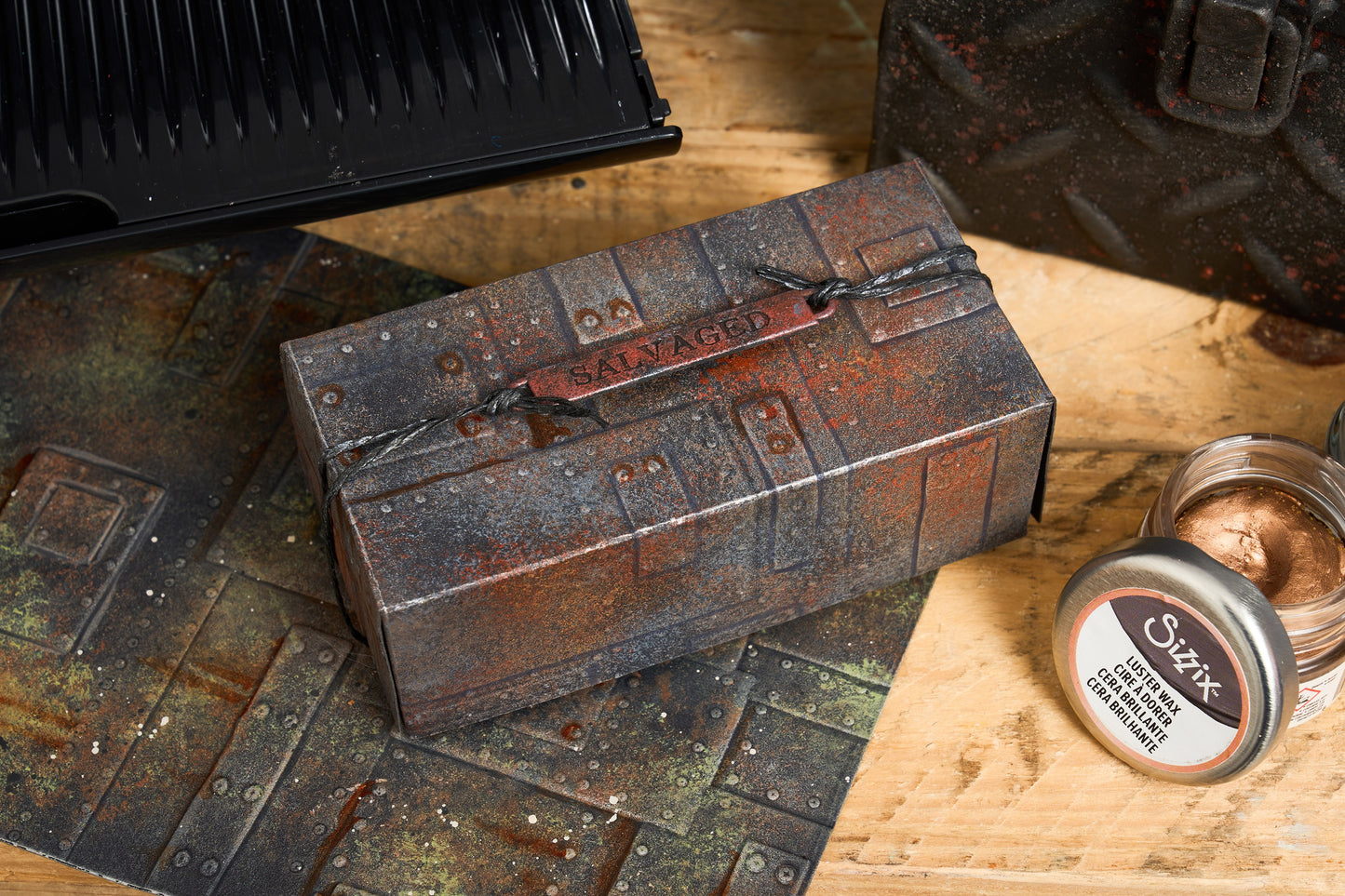 Sizzix 3D Texture Fades Embossing Folder A5 by Tim Holtz - Foundry